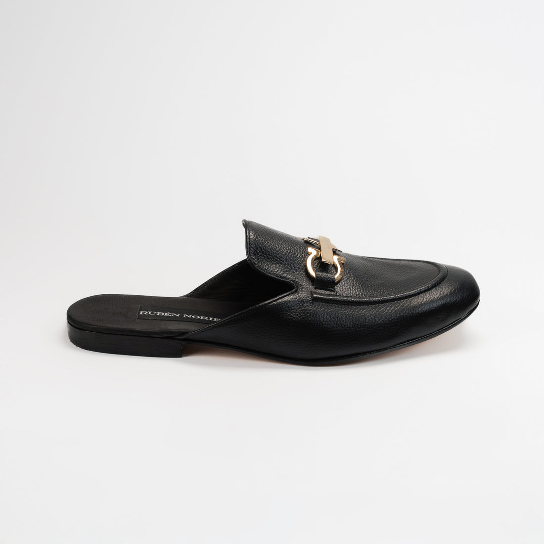 Mules Distincion Dorada Negro
